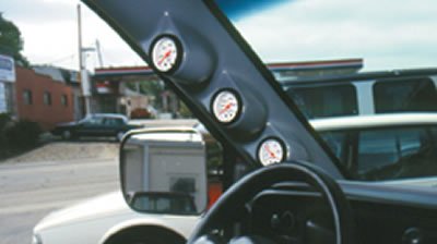 Autometer 99-06 GMC Sierra/Dmax (w/ speaker) Triple Pillar - Black