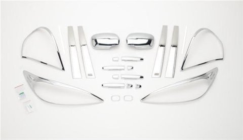 Putco 03-06 Toyota Camry DH/MC/TL/HL Chrome Trim Accessory Kits