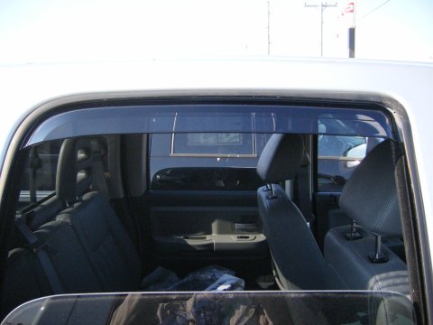 Putco 05-07 Dodge Dakota - Quad Cab (Set of 4) Excl Club/Reg Cab Element Tinted Window Visors