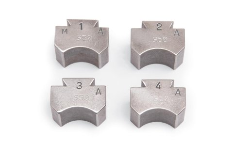 Russell Performance -12 AN Crimper Dies (O.D. 0.450in.)