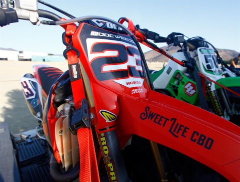 PRP Seats SpeedStrap Motorcycle Tie-Down Kits 71763 Straps, SpeedStrap, Motorcyle, Four 10 ft. Tie-Downs with Soft Ties, Cam-Lock, S-Hook, Red, Four SpeedWraps, Storage Bag, Kit