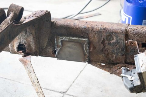 Rust Buster 02-09 Chevy Trailblazer / GMC Envoy Center Frame Section - Left