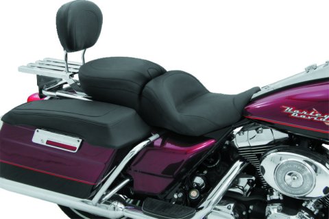 Mustang 00-11 Yamaha V-Star 1100 Classic,02-11 V-Star 1100 Silverado 2PC Seat w/Studs - Black