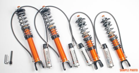 Moton 2-Way Clubsport Coilovers True Coilover Style Rear Mitsubishi EVO 9 05-08 (Incl Springs)
