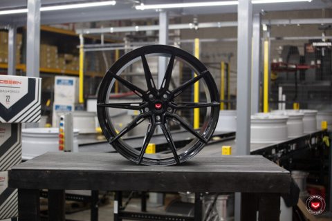 VOSSEN FORGED - EVO-2R - 20X10 - ET23 - 5X120 - 66.9 - GB - GLOSS BLACK - C8 Z06 / ERAY FITMENT - F