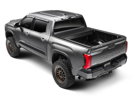 Retrax 22-23 Toyota Tundra CrewMax 5.5ft. Bed (w/Deck Rail Sys) Retrax EQ