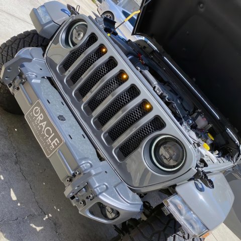 Oracle Pre-Runner Style LED Grille Kit for Jeep Gladiator JT - Amber thumbnail 7