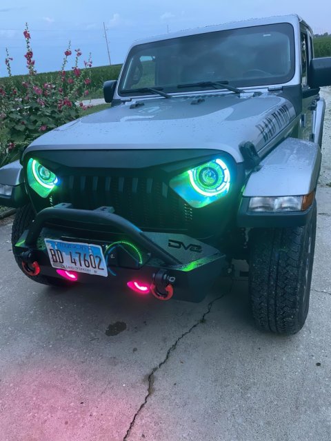 Oracle Oculus Bi-LED Projector Headlights for Jeep JL/Gladiator JT - w/ Simple Controller thumbnail 4