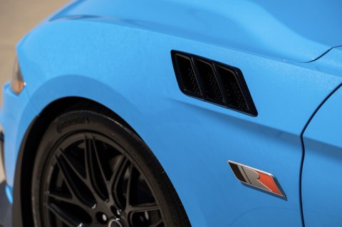 Roush 2015-2023 Roush Mustang Fender Vent Heat Extractors - Gloss Black thumbnail 5
