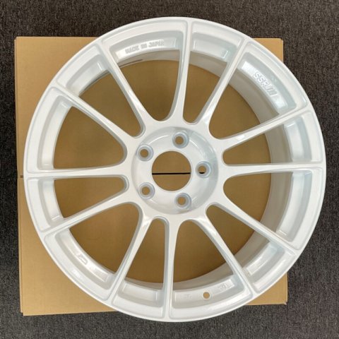 SSR GTX04 18x9.5 5x114.3 22mm Offset White Wheel *SPECIAL ORDER-NO CANCELLATION/RETURN* thumbnail 3
