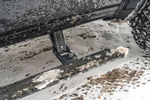 AMP Research 19-22 Ram 1500 Crew Cab PowerStep Xtreme - Black (Incl OEM Style Illumination) thumbnail 2