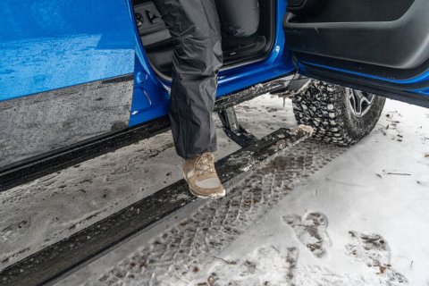 AMP Research 19-22 Ram 1500 Crew Cab PowerStep Xtreme - Black (Incl OEM Style Illumination) thumbnail 9