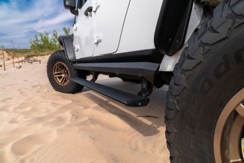 AMP Research 2007-2018 Jeep Wrangler JKU 4DR PowerStep XL - Black (Incl OEM Style Illumination) thumbnail 4