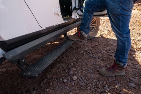 AMP Research 20-24 Jeep JT Gladiator (Launch/Overlnd/Rubicon/Sport/Sport S) PowerStep XL - Black thumbnail 8