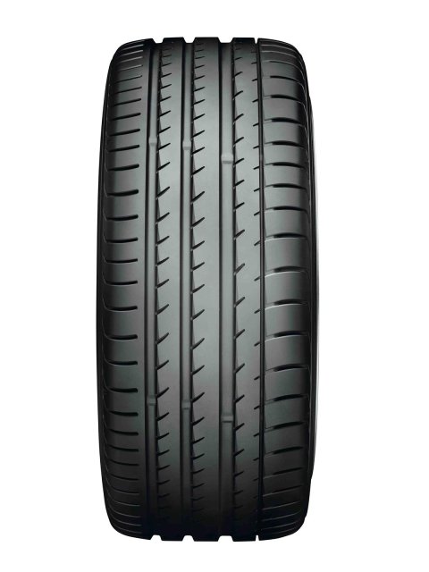 Yokohama Advan Sport V105 Tire - 295/35R21 107Y