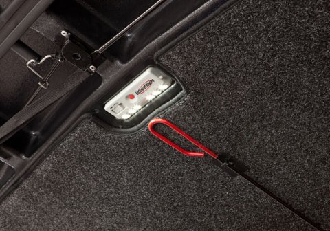 UnderCover 2022 Toyota Tundra Crew Cab 5.5ft w/o Trail Box Elite LX Bed Cover - Celestial Silver thumbnail 4