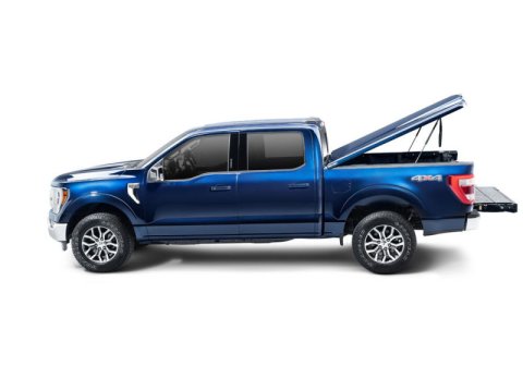 UnderCover 2022 Ford Lightning + 23-24 Ford F-150 5.5 ft Short Bed Tonneau Cover thumbnail 4