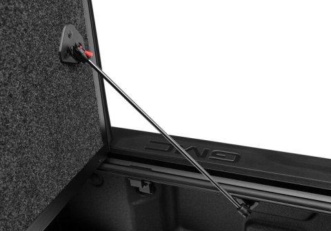 UnderCover 14-18 Chevy/GMC Silverado/Sierra 68.4in Fusion Bed Cover - Summit White thumbnail 6