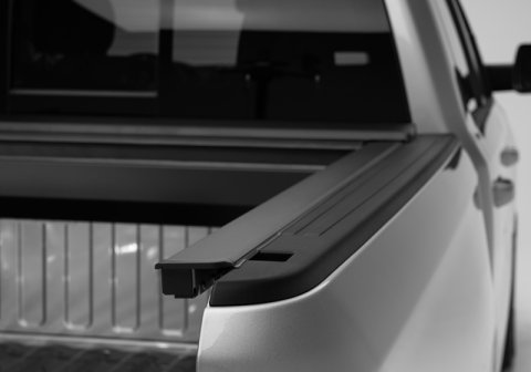 Roll-N-Lock 15-17 Chevy Silverado/Sierra 2500/3500 77-3/8in E-Series Retractable Tonneau Cover thumbnail 9