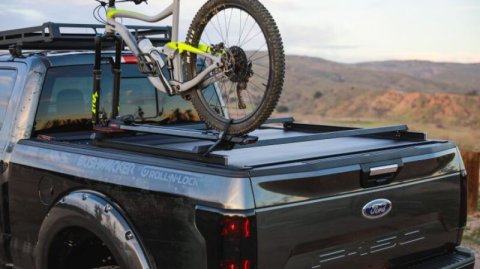 Roll-N-Lock 2019 Ram 1500 Classic 65.6in Bed Qwikrak Recreational Bars thumbnail 4