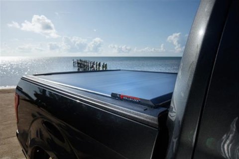 Roll-N-Lock 2019 Ford Ranger 72.7in E-Series Retractable Tonneau Cover thumbnail 3