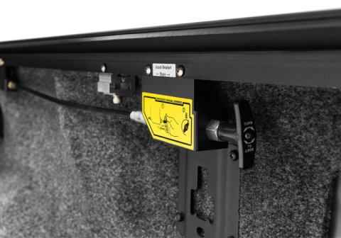 Roll-N-Lock 2021 Ford F-150 78.9in E-Series Retractable Tonneau Cover thumbnail 7
