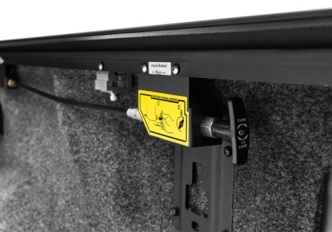 Roll-N-Lock 2021 Ford F-150 78.9in E-Series Retractable Tonneau Cover thumbnail 8
