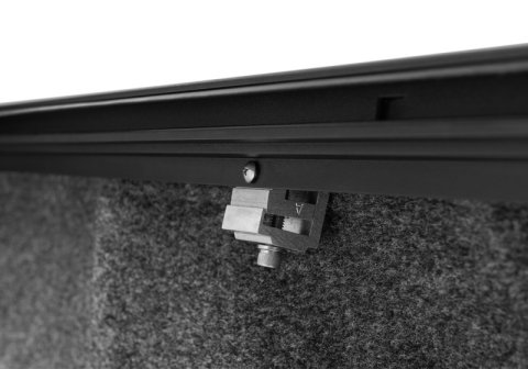 Roll-N-Lock 21-22 Ford F150 (w/o OE Cargo Tracks - 78.9in. Bed) M-Series Retractable Tonneau Cover thumbnail 3