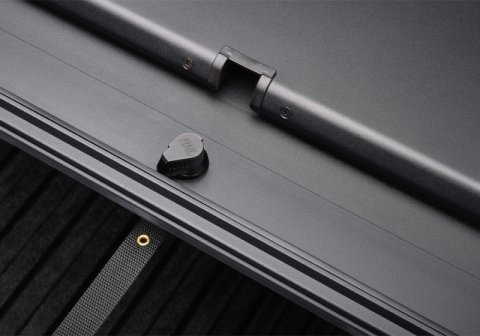 Roll-N-Lock 2022 Toyota Tundra (66.7in. Bed Length) A-Series XT Retractable Tonneau Cover thumbnail 5