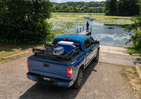 Retrax 2022+ Toyota Tundra Regular & Double Cab 6.5ft Bed w/ Deck Rail System RetraxONE XR thumbnail 8