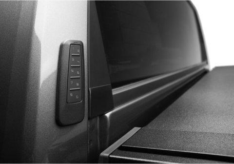 Retrax 19-22 Chevy/GMC Silverado/Sierra 1500 6.5ft. Bed (2022 LTD/Limited Models ONLY) Retrax EQ thumbnail 7