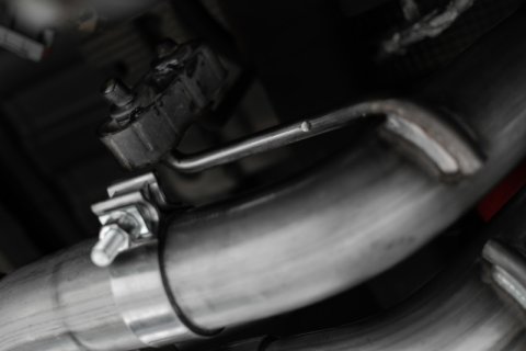 MBRP 2019 Chevrolet Silverado 1500 4.3L/5.3L 2.5in Cat Back Dual Rear Exit - T304 thumbnail 9