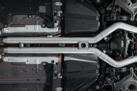 MBRP 18-22 Ford Mustang GT 5L T304 SS 3in Cat-Back Dual Rear w/4in Quad Carbon Fiber Tips (Street) thumbnail 3
