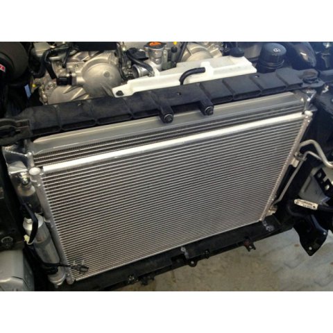 Mishimoto 09+ Nissan 370Z Manual Radiator thumbnail 4
