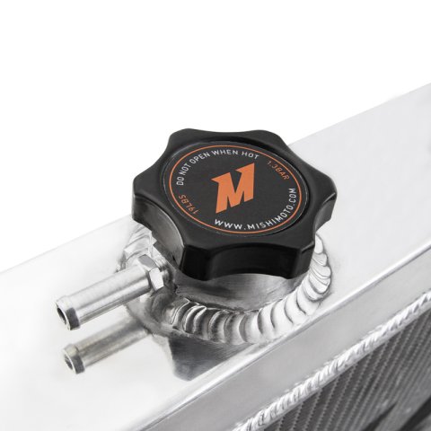 Mishimoto 98-07 Toyota Land Cruiser J100 (2UZ-FE) Aluminum Radiator thumbnail 7
