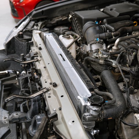 Mishimoto 10-23 Lexus GX460 4.6L Performance Aluminum Radiator thumbnail 7