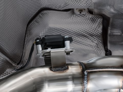 AWE Tuning 23-24 BMW G87 M2 Track Edition Exhaust - Diamond Black Tips thumbnail 5
