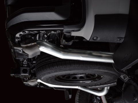 AWE Tuning 4th Gen GM 1500 6.2L Cat-Back Split Rear Exit (w/ Bumper Cutouts) - OE Tips thumbnail 8