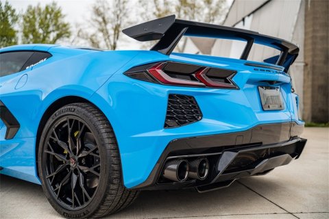 Corsa 20-25 Chevrolet Corvette C8 RWD 3in Valved Cat-Back w/AFM w/4.5in Carbon Fiber Black PVD Tips thumbnail 2