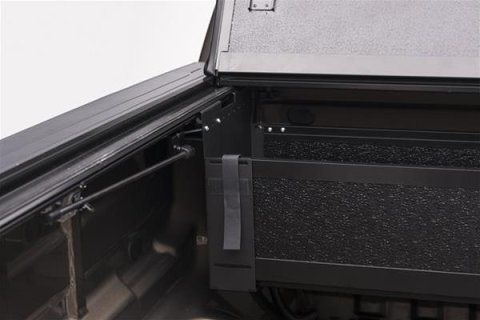 BAK 19-20 Ford Ranger 5ft Bed BAKFlip G2 thumbnail 2