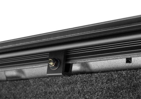 BAK 14-18 Chevy Silverado/GM Sierra/2019 Legacy Revolver X4s 5.9ft Bed Cover (2014- 1500 Only) thumbnail 2