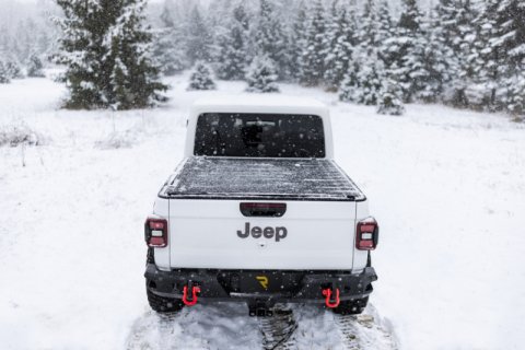 BAK 20-21 Jeep Gladiator Revolver X4s 5ft Bed Cover thumbnail 9
