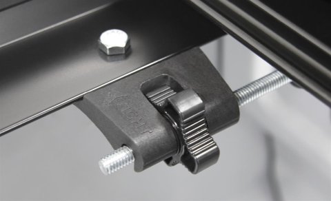 Access Vanish 17-19 Nissan Titan 5-1/2ft Bed (Clamps On w/ or w/o Utili-Track) Roll-Up Cover thumbnail 3