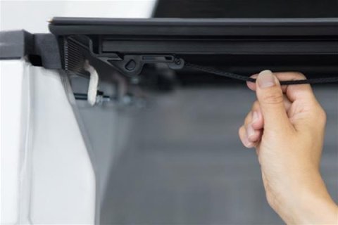 Access LOMAX Tri-Fold Cover 2019 Dodge Ram 1500 5Ft 7In Box ( Except 2019 Classic) thumbnail 5