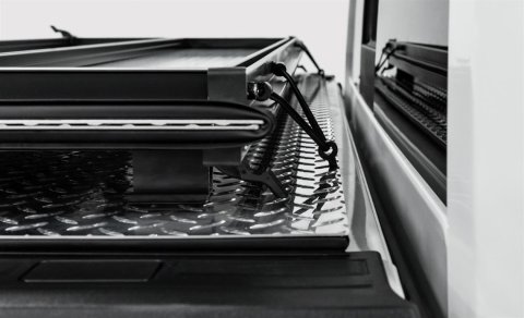 Access LOMAX Carbon Fiber Tri-Fold Cover 2004+ Ford F-150 - 5ft 6in Standard Bed thumbnail 3