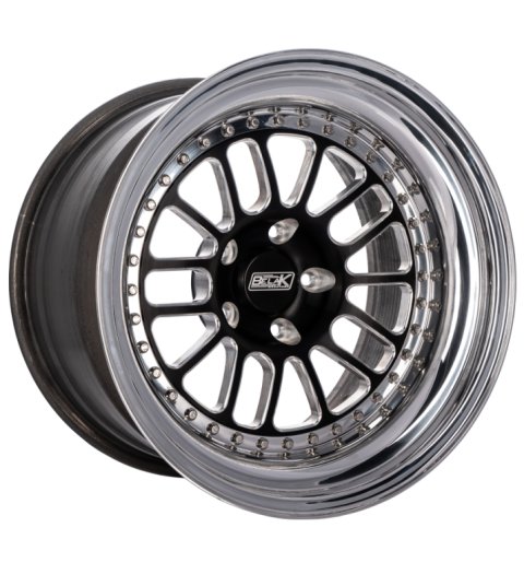 Belak 17x10.5 / 8.25in BS / 5x114.3 BP / Low Pad / Series 2 Wheel - Non-Beadlock thumbnail 1
