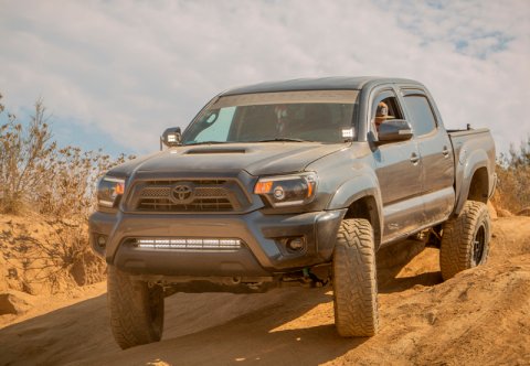 Cali Raised 05-15 Toyota Tacoma Low Prof Ditch Light Brackets Kit W/ Blue Backlight - Small thumbnail 1