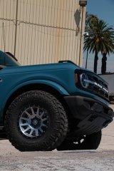 ICON Compression 17x8.5 6x5.5 25mm Offset 5.75in BS 95.1mm Bore Titanium Wheel thumbnail 2