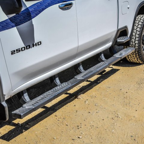 Westin 20-26 Chevy Silverado 2500 Crew Cab (6.5ft Bed) R5 M-Series XD W2W Nerf Bars - Textured Black thumbnail 2