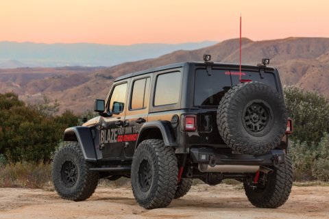 Go Rhino 18-20 Jeep Wrangler JL/JLU Rockline Rear Stubby Bumper thumbnail 9